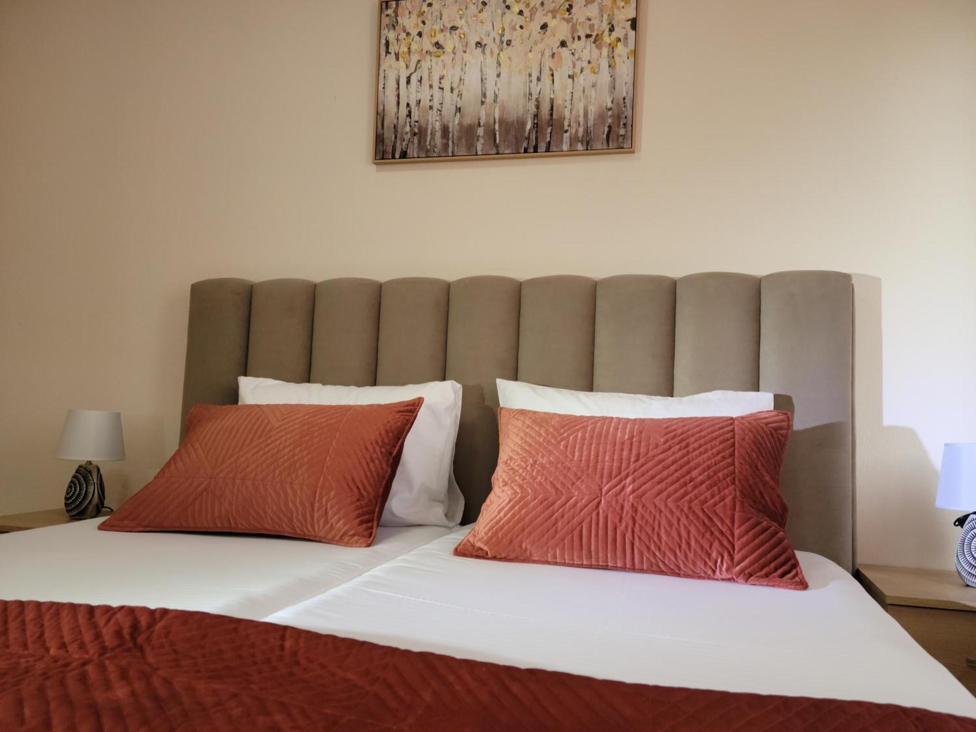 Gledis Apartment Tirana - Panoramic City Terrace Luaran gambar
