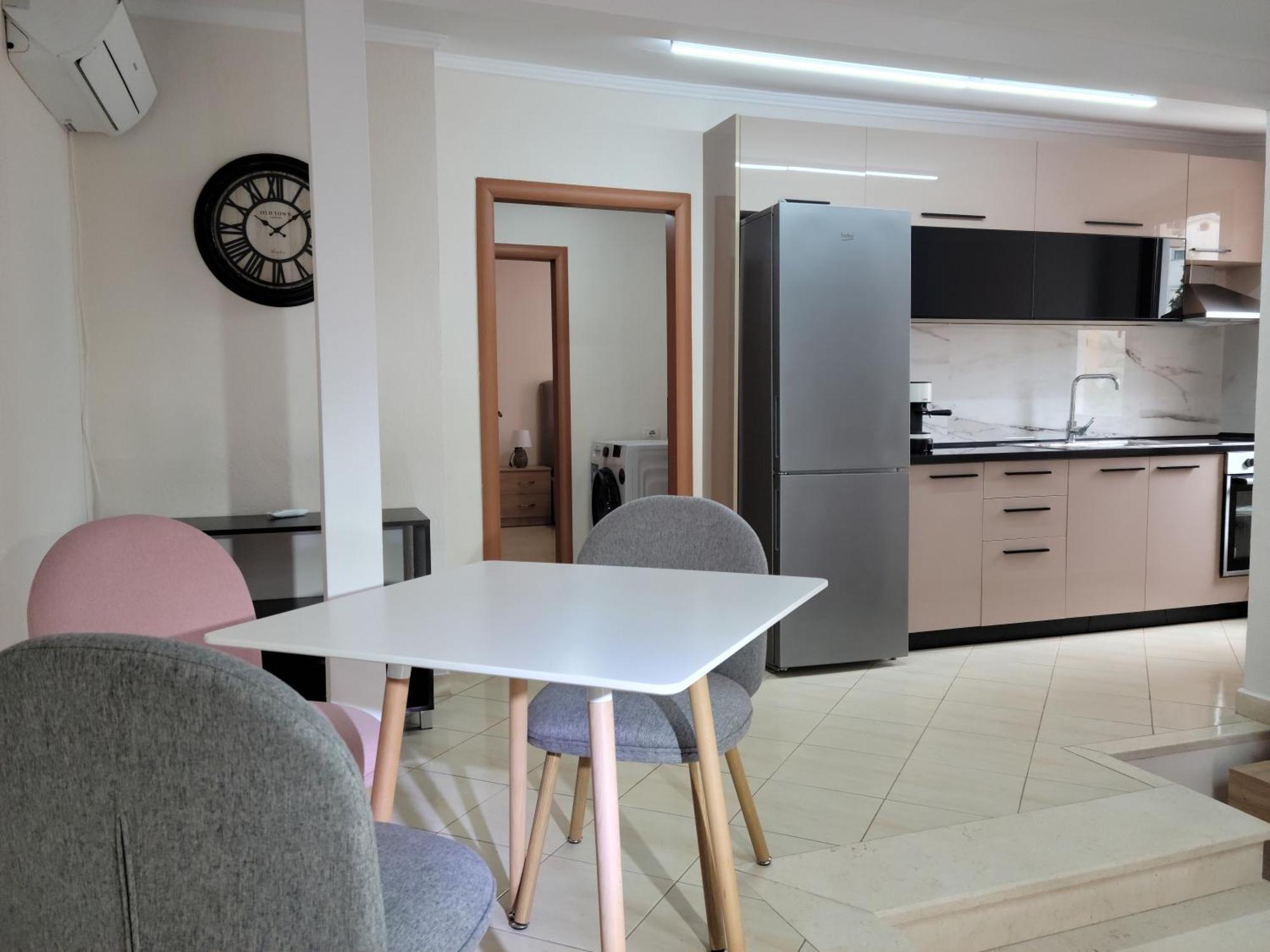Gledis Apartment Tirana - Panoramic City Terrace Luaran gambar