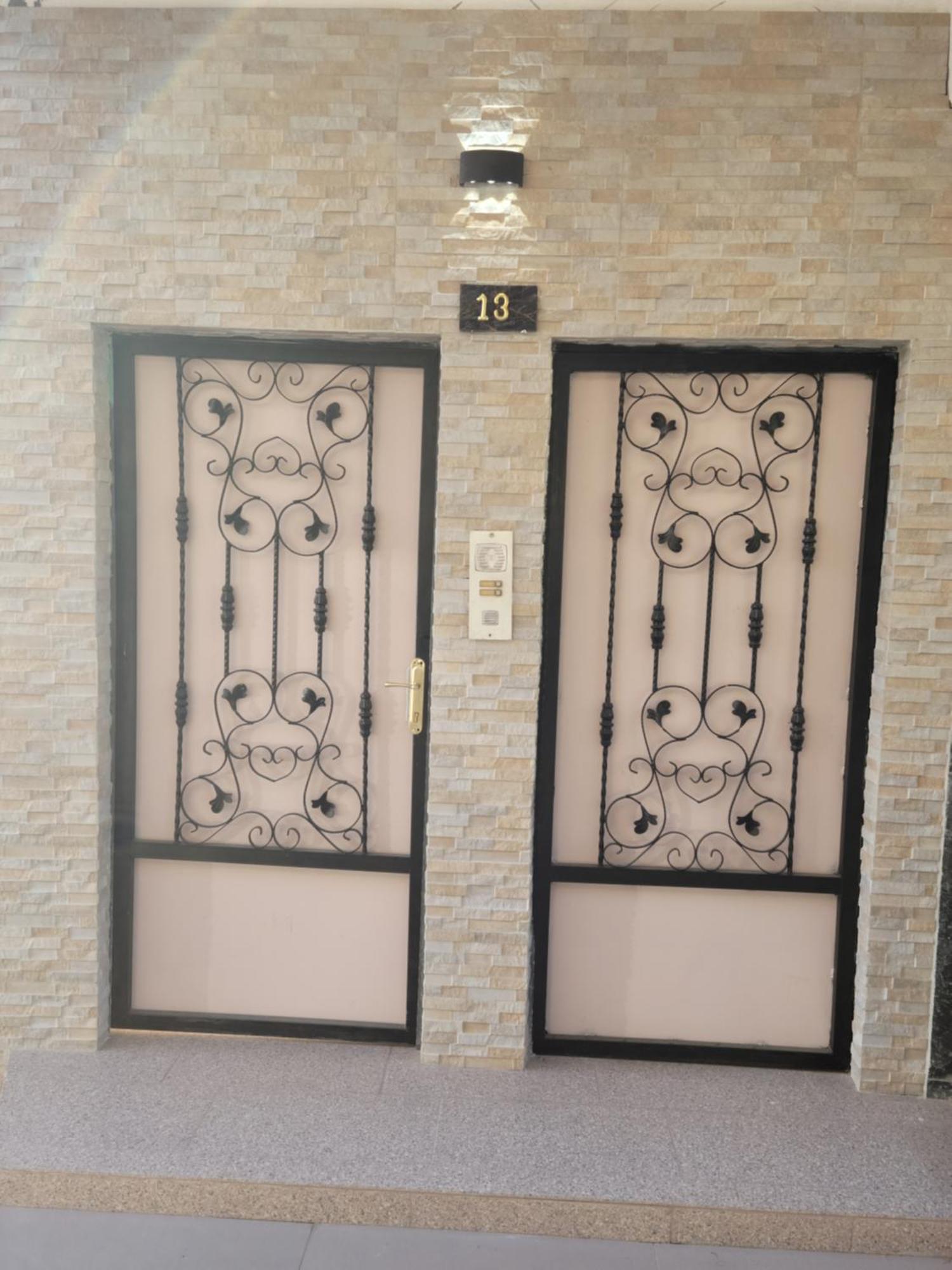 Gledis Apartment Tirana - Panoramic City Terrace Luaran gambar